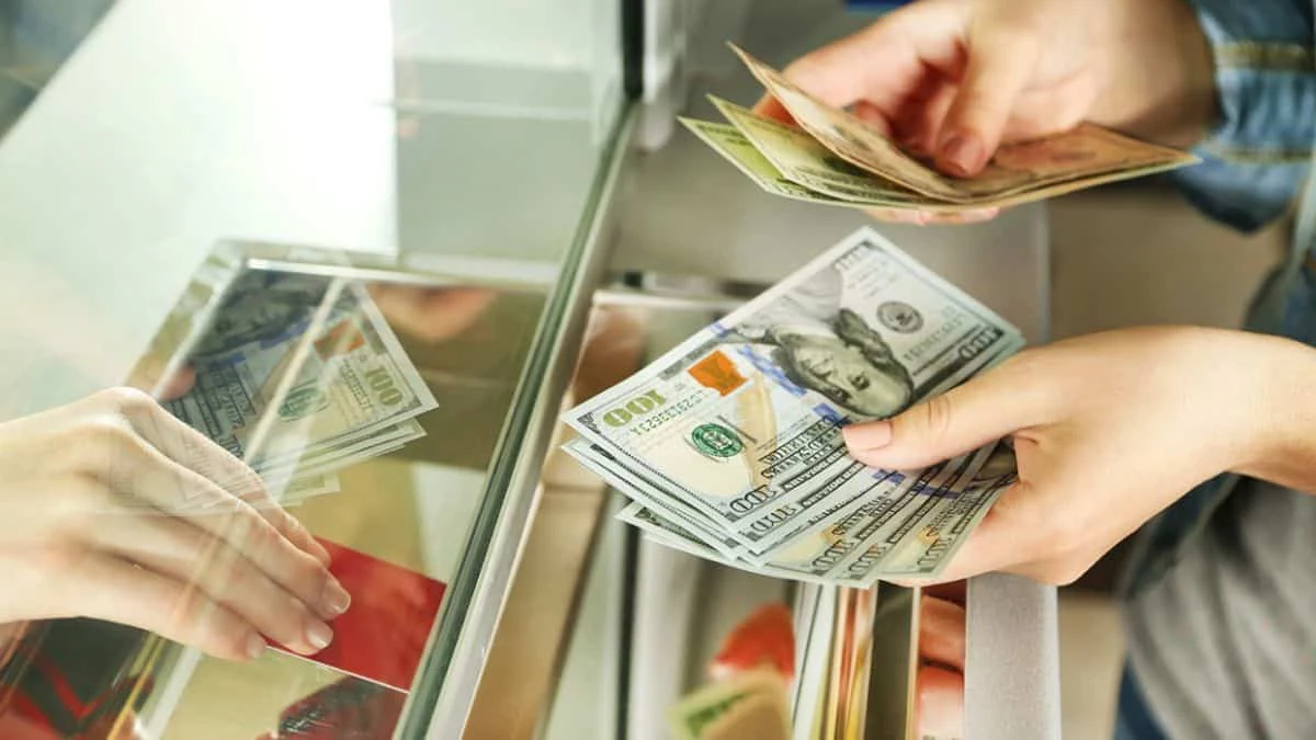 Bật Mí Top 5 Địa Điểm Đổi Ngoại Tệ Uy Tín & An Toàn Nhất Tại Nha Trang